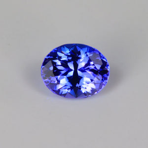 oval cut tanzanite gemstone blue violet 
