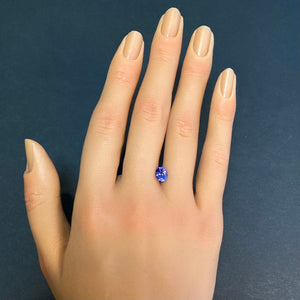oval cut tanzanite gem