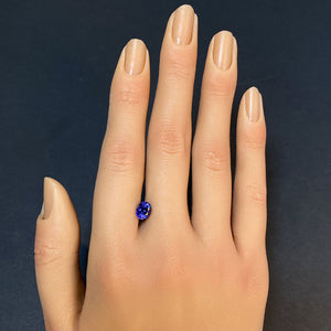 oval cut tanzanite gemstone