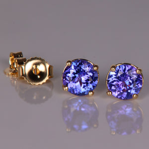 tanzanite stud earrings in yellow gold