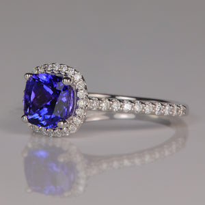 white gold ring with tanzanite and diamond
