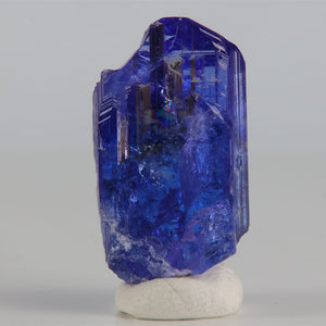 deep blue tanzanite crystal