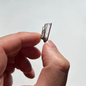 size of natural pink tanzanite