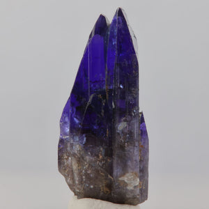 deep color tanzanite crystal