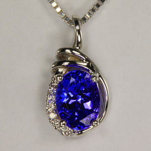 Oval Tanzanite Pendant With Diamonds in white gold