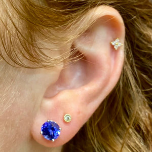 size of tanzanite stud earrings on ear round cut white gold