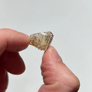 natural yellowish peach tanzanite size reference