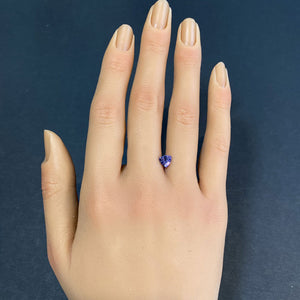 tanzanite gemstone trilliant cut