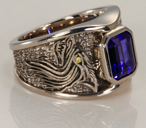 Men's Tanzanite and Diamond Wolf Ring in Palladium