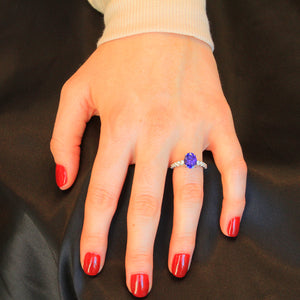 14K White Gold Oval Tanzanite and Diamond Ring 2.62 Carats