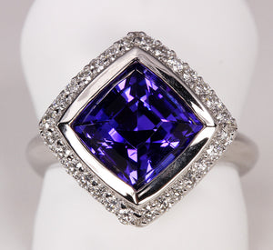 Tanzanite Ring Designed By Christopher Michael 3.97 Carat BVE Color