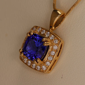 Tanzanite 2.65 Carat Square Cushion Pendant Yellow Gold