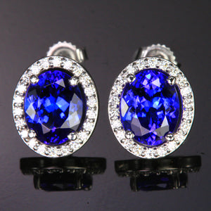 14K White Gold Oval Tanzanite and Diamond Halo 5.50 Carats