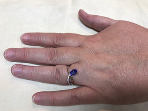 14K White Gold Oval Tanzanite and Diamond Ring 1.09 Carats