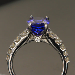 14K White Gold Oval Tanzanite and Diamond Ring 2.62 Carats