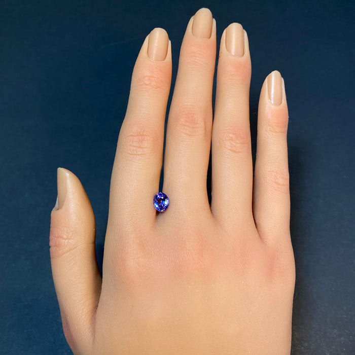tanzanite gemstone blue violet color