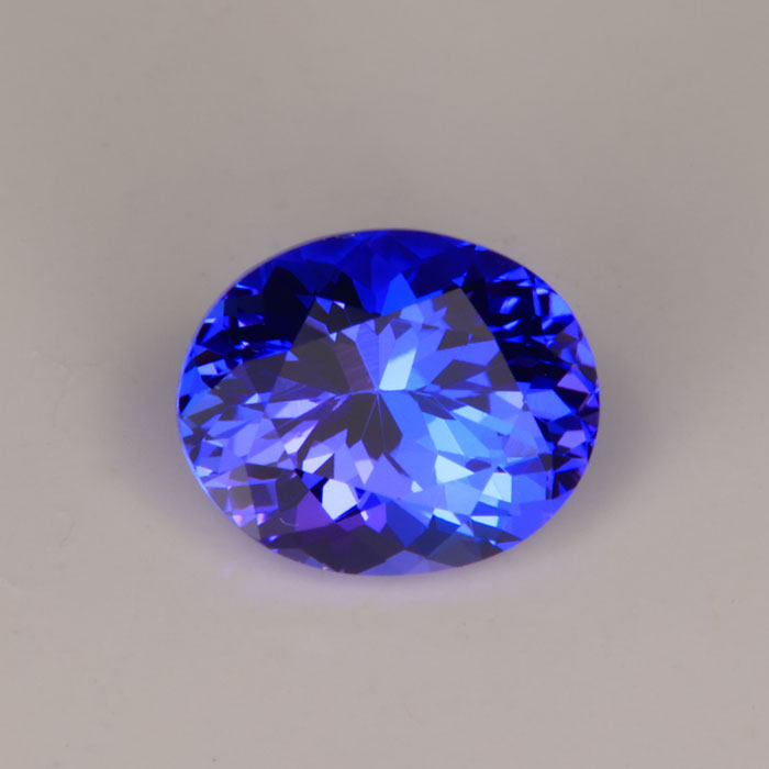 oval cut tanzanite blue violet color