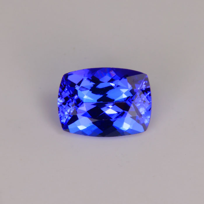 blue and violet tanzanite gemstone rare 