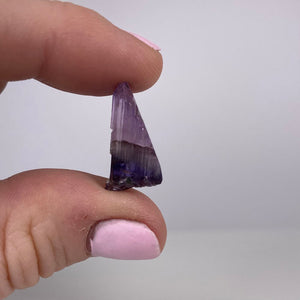 crystal mineral tanzanite pink