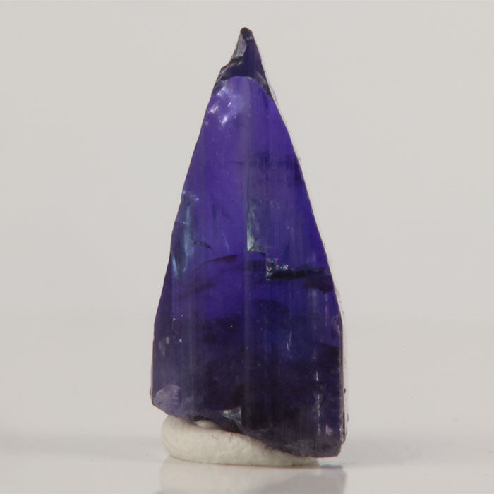 deep color natural tanzanite 