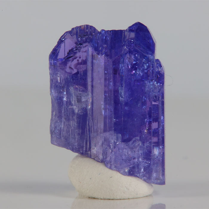 violet blue tanzanite from tanzania