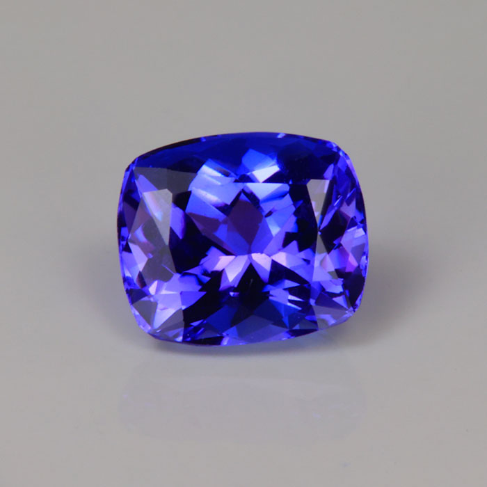 blue violet tanzanite gemstone