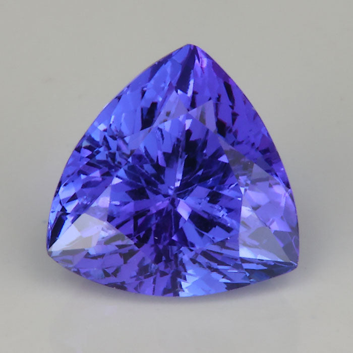 blue violet tanzanite gemstone 