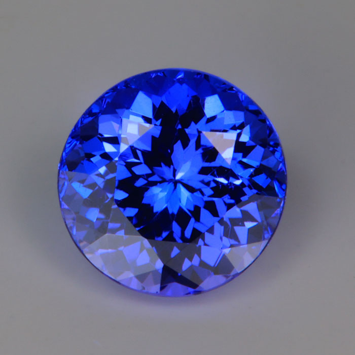 violet blue tanzanite gemstone 