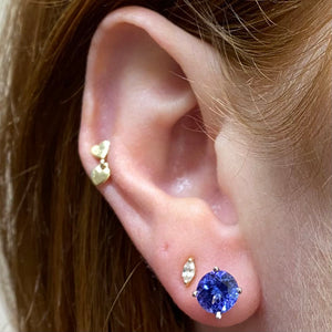 tanzanite stud earrings white gold