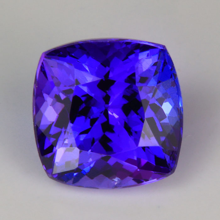 blue violet square cushion cut rare tanzanite gemstone 
