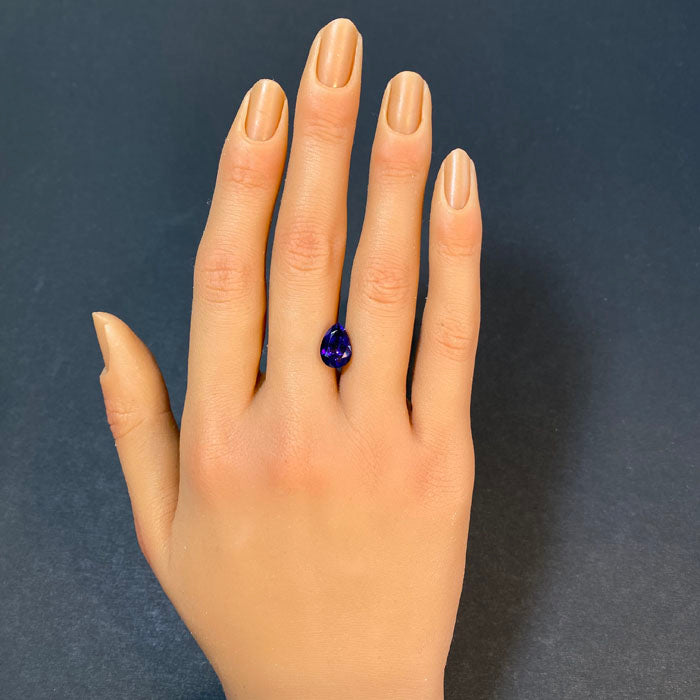 pear tanzanite gemstone