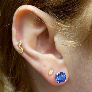 round cut tanzanite stud earrings
