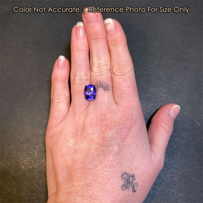 tanzanite size to hand 