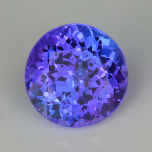 round tanzanite gemstone blue violet color 