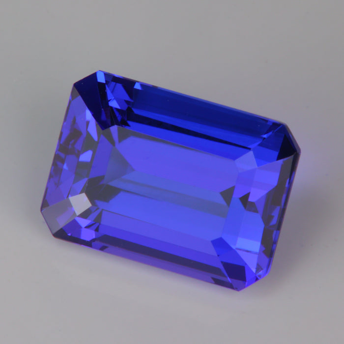 blue violet emerald cut tanzanite gemstone rare 