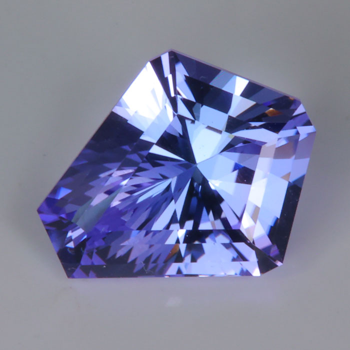 kite brilliant cut violet tanzanite gemstone