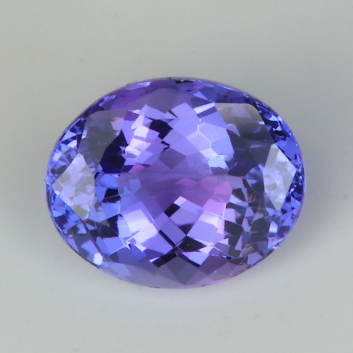 oval cut blue violet tanzanite gemstone 
