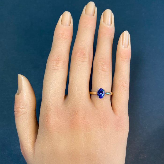 yellow gold and tanzanite ring oval 