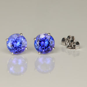 tanzanite stud earrings in white gold round cut