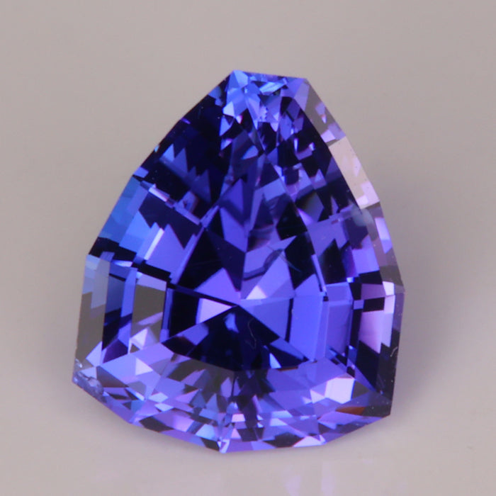 step shield blue violet tanzanite gem 