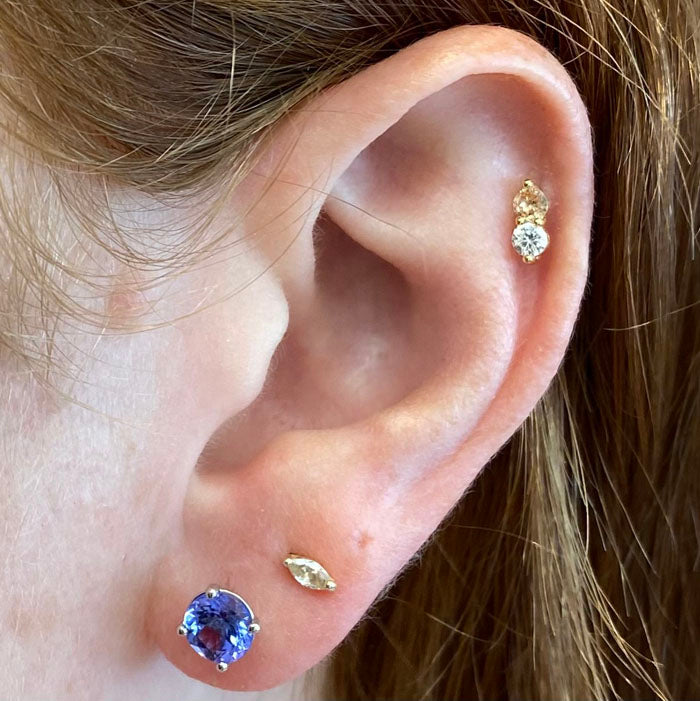 tanzanite stud earrings white gold