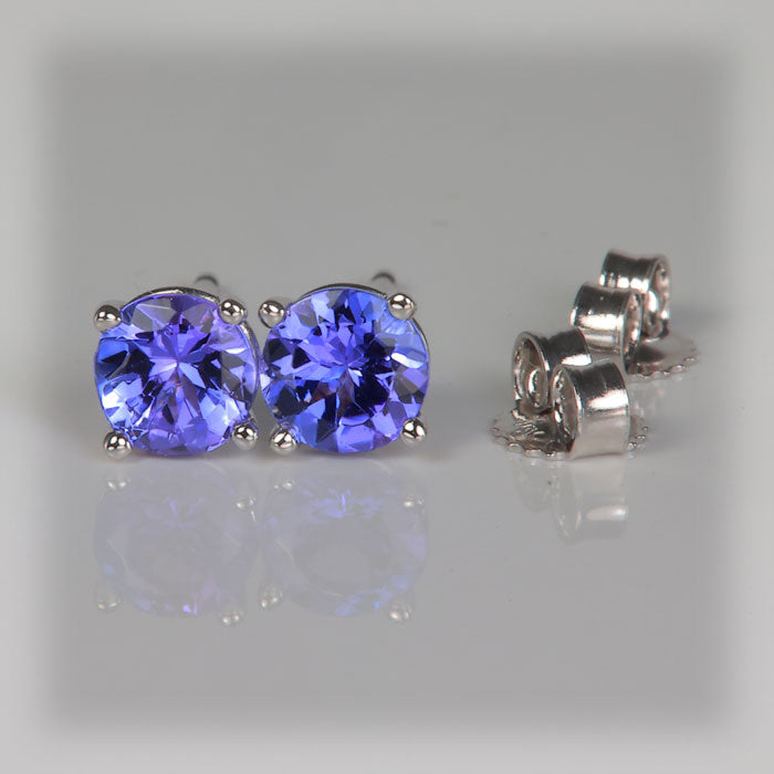 14k White Gold .90cttw Tanzanite Earrings