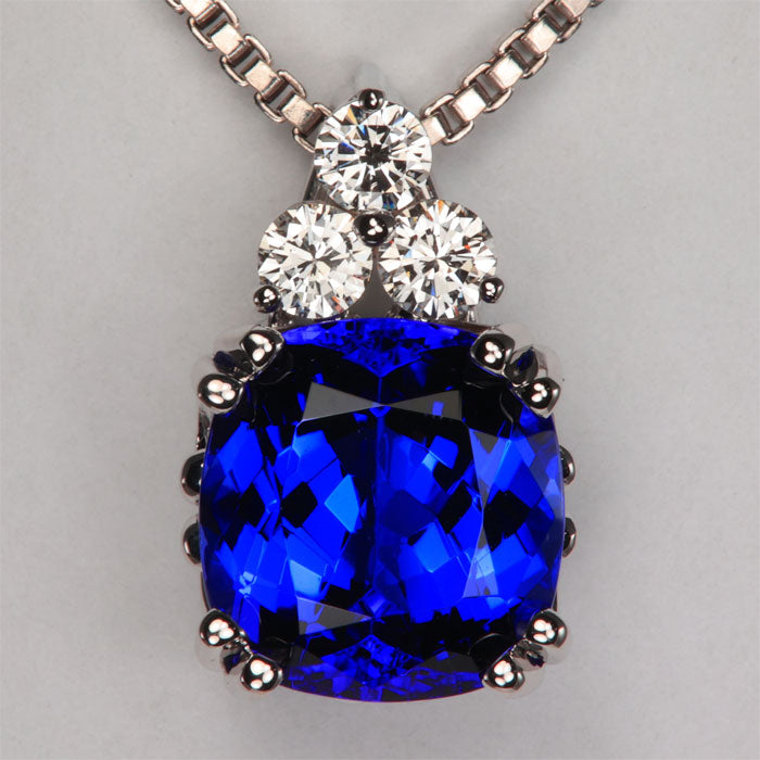 Tanzanite Pendant in 14kt White Gold with Fine Diamonds 8.45 Carats