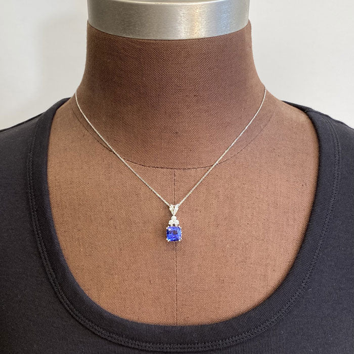 diamonds tanzanite white gold pendant