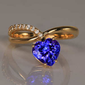 Tanzanite and Diamond Ring 2.23 Carat Heart Ring