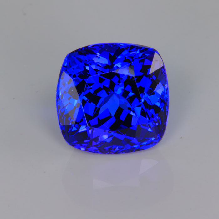 sapphire blue tanzanite gemstone square cushion cut