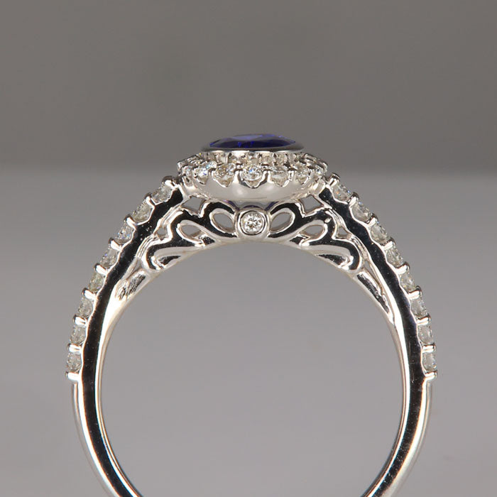 Tanzanite gemstone diamonds details ring