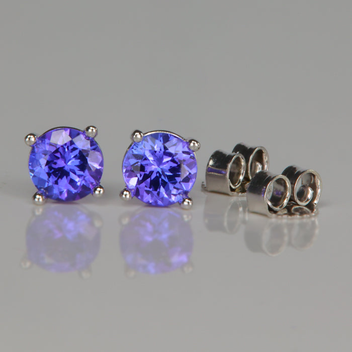 white gold tanzanite gemstone earrings 