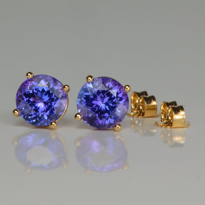 2.32ct round brilliant tanzanite and yellow gold stud earrings 