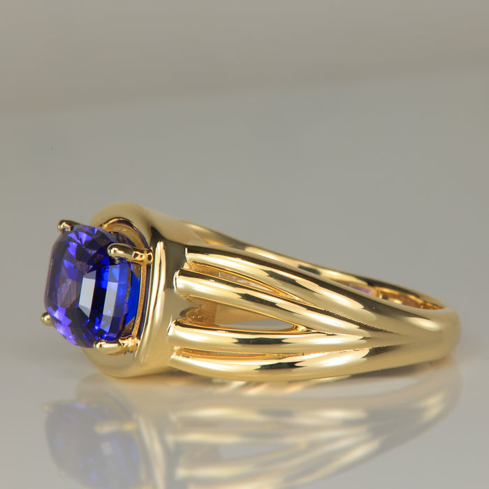 yellow gold mens tanzanite ring